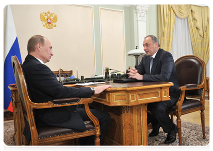 Prime Minister Vladimir Putin meeting with the Head of the Republic of Dagestan, Magomedsalam Magomedov|31 october, 2011|11:50