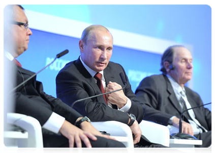 Председатель Правительства Российской Федерации В.В.Путин принял участие в Инвестиционном форуме ВТБ Капитал «Россия зовёт!»|6 октября, 2011|16:06