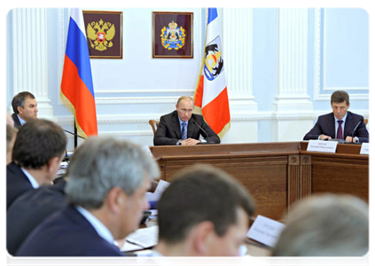 Prime Minister Vladimir Putin at an expanded meeting of the Presidium of the Presidential Council for Local Government|1 november, 2011|17:45