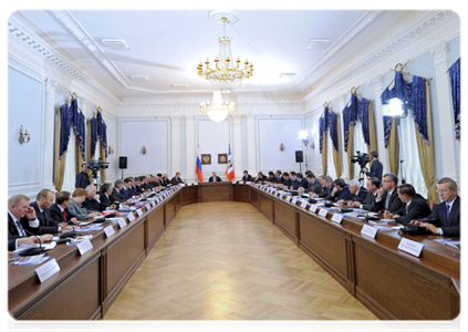 Prime Minister Vladimir Putin at an expanded meeting of the Presidium of the Presidential Council for Local Government|1 november, 2011|17:45