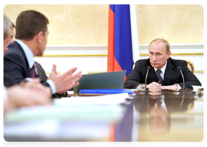 Prime Minister Vladimir Putin at a Government Presidium meeting|10 november, 2011|17:34