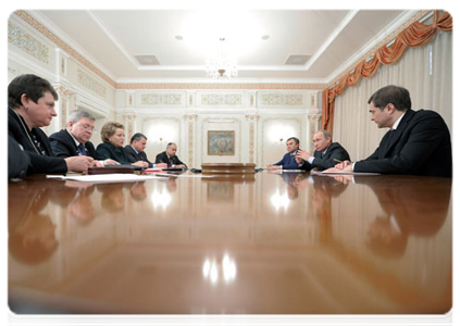 Prime Minister Vladimir Putin meeting with Federation Council leadership|11 november, 2011|17:17