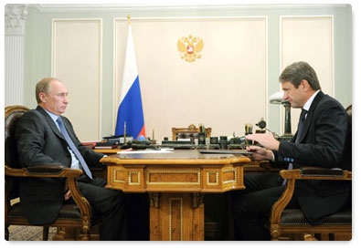 Prime Minister Vladimir Putin meets with Krasnodar Territory Governor Alexander Tkachev