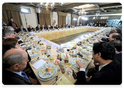 Prime Minister Vladimir Putin meeting with members of the Valdai International Discussion Club|11 november, 2011|23:55