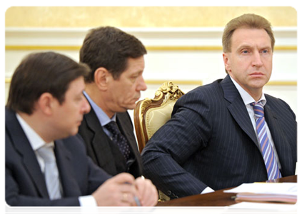 Deputy Prime Minister and Presidential Plenipotentiary Envoy to the North Caucasus Federal District Alexander Khloponin, Deputy Prime Minister Alexander Zhukov and First Deputy Prime Minister Igor Shuvalov at a Government Presidium meeting|14 november, 2011|16:57