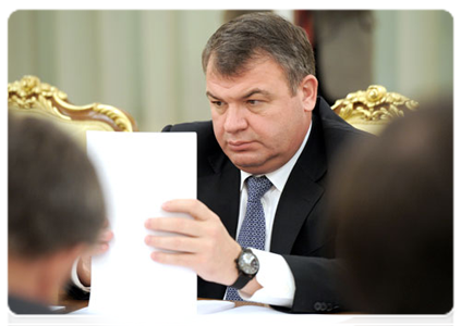 Defence Minister Anatoly Serdyukov at a Government Presidium meeting|14 november, 2011|16:58