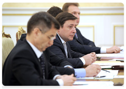 Deputy Prime Minister and Presidential Plenipotentiary Envoy to the North Caucasus Federal District Alexander Khloponin at a Government Presidium meeting|14 november, 2011|17:19