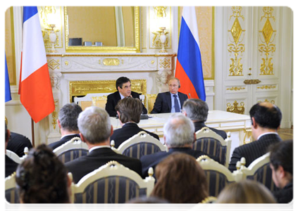 Председатель Правительства Российской Федерации В.В.Путин и Премьер-министр Французской Республики Ф.Фийон провели совместную пресс-конференцию|18 ноября, 2011|18:22
