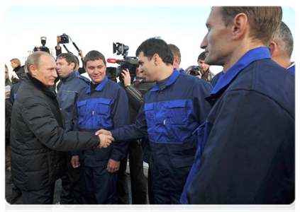 Prime Minister Vladimir Putin visiting the construction site of a bridge across the Staraya and Novaya Pregolya rivers in Kaliningrad|2 november, 2011|19:13