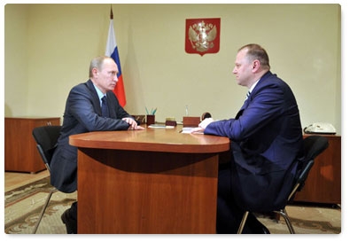 Prime Minister Vladimir Putin meets with Kaliningrad Region Governor Nikolai Tsukanov