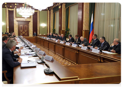 Председатель Правительства Российской Федерации В.В.Путин провёл заседание Правительственного совета по развитию отечественной кинематографии|21 ноября, 2011|18:07