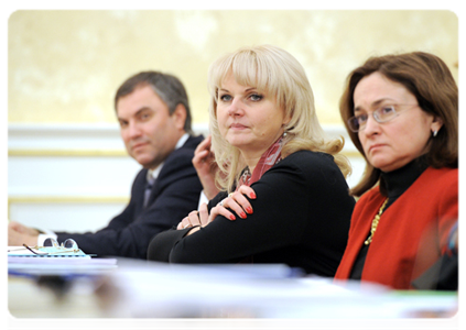 Economic Development Minister Elvira Nabiullina, Health Minister Tatyana Golikova and Deputy Prime Minister and Chief of the Government Staff Vyacheslav Volodin at a Government Presidium meeting|29 november, 2011|18:59