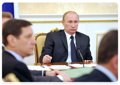 Prime Minister Vladimir Putin at a Government Presidium meeting|3 november, 2011|18:58