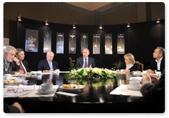 Prime Minister Vladimir Putin meets with artistic directors of theatre companies at Lenkom Theatre