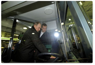 Dmitry Medvedev and Vladimir Putin visit the Gorky Automobile Plant in Nizhny Novgorod