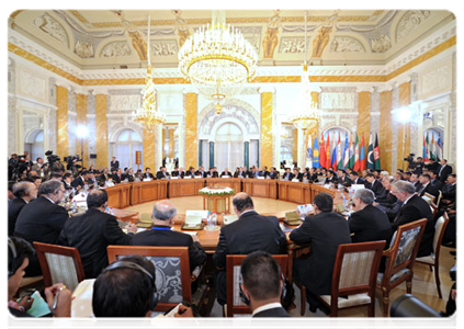 Prime Minister Vladimir Putin takes part in an expanded meeting of the SCO heads of government|7 november, 2011|16:59