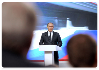 Prime Minister Vladimir Putin at the National Transport Conference plenary session in Novosibirsk|8 november, 2011|14:27