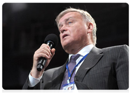 Russian Railways President Vladimir Yakunin and Deputy Prime Minister Sergei Ivanov at the National Transport Conference plenary session in Novosibirsk|8 november, 2011|16:10