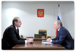 Prime Minister Vladimir Putin meets with Novosibirsk Region Governor Vasily Yurchenko