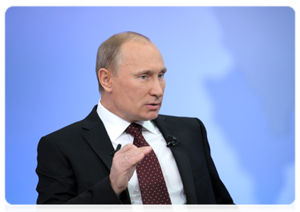 Специальная программа «Разговор с Владимиром Путиным. Продолжение»|15 декабря, 2011|13:00