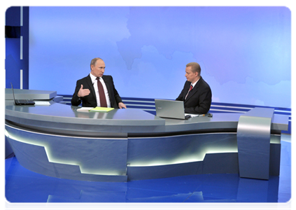Специальная программа «Разговор с Владимиром Путиным. Продолжение»|15 декабря, 2011|13:02
