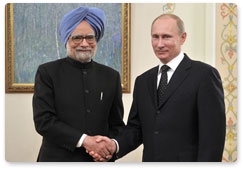 Prime Minister Vladimir Putin meets with Prime Minister of India Manmohan Singh