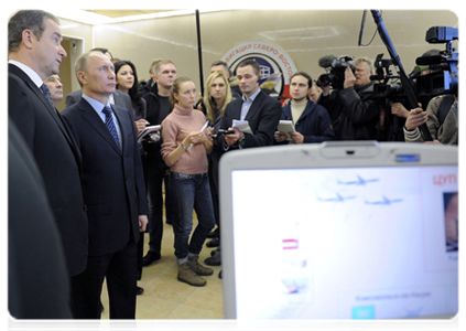 Prime Minister Vladimir Putin inspects North-East Air Navigation, a branch of the Federal State Unitary Enterprise State ATM Corporation|17 december, 2011|08:12