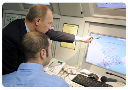 Prime Minister Vladimir Putin inspects North-East Air Navigation, a branch of the Federal State Unitary Enterprise State ATM Corporation|17 december, 2011|08:12