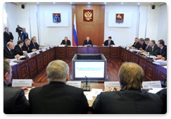 Prime Minister Vladimir Putin holds a meeting in Magadan on  achieving air travel accessibility