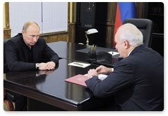 Prime Minister Vladimir Putin meets with the head of the Republic of Khakassia Viktor Zimin