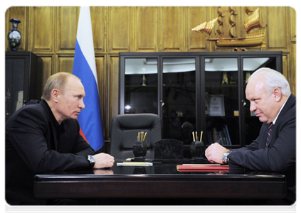 Prime Minister Vladimir Putin meeting with the head of the Republic of Khakassia Viktor Zimin|19 december, 2011|14:32