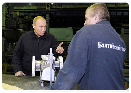 Prime Minister Vladimir Putin visits Baltiysky Zavod|2 december, 2011|18:33