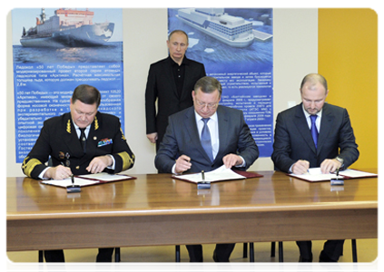 В присутствии Председателя Правительства Российской Федерации В.В.Путина был подписан ряд документов|2 декабря, 2011|20:18