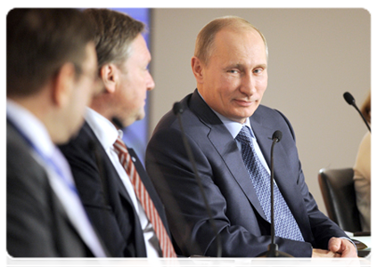 Председатель Правительства Российской Федерации В.В.Путин принял участие в съезде Общероссийской общественной организации «Деловая Россия»|21 декабря, 2011|17:31