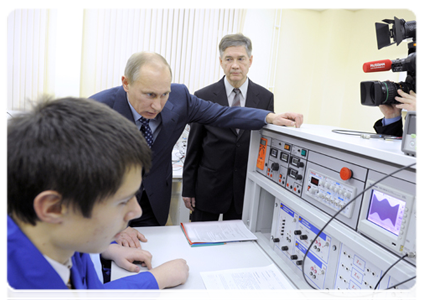 Председатель Правительства Российской Федерации В.В.Путин посетил Политехнический колледж городского хозяйства|23 декабря, 2011|18:54