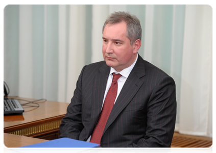 Deputy Prime Minister Dmitry Rogozin at a meeting with Prime Minister Vladimir Putin|26 december, 2011|17:59