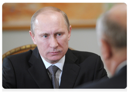 Prime Minister Vladimir Putin meeting with Mordovian leader Nikolai Merkushkin|27 december, 2011|10:50