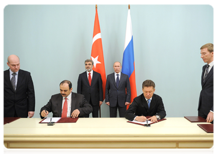 Председатель Правительства Российской Федерации В.В.Путин принял участие в церемонии подписания документов|28 декабря, 2011|16:05