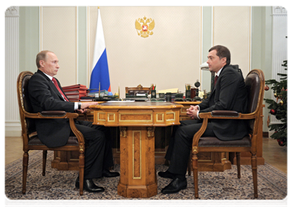 Prime Minister Vladimir Putin has a meeting with Deputy Prime Minister Vladislav Surkov|30 december, 2011|14:18