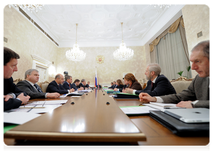 Prime Minister Vladimir Putin at a Government Presidium meeting|5 december, 2011|19:48