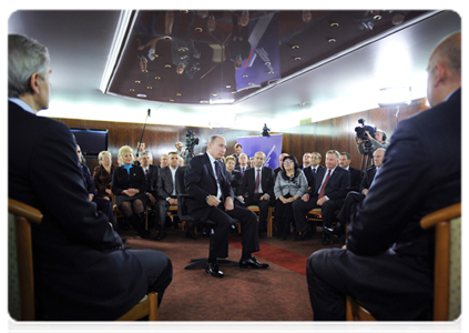 Prime Minister Vladimir Putin meeting with heads of regional public reception offices of the Chairman of the United Russia party|6 december, 2011|15:49