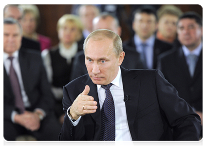 Prime Minister Vladimir Putin meeting with heads of regional public reception offices of the Chairman of the United Russia party|6 december, 2011|15:49