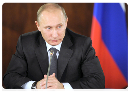 Председатель Правительства Российской Федерации В.В.Путин провёл заседание Координационного совета Общероссийского народного фронта|8 декабря, 2011|12:52
