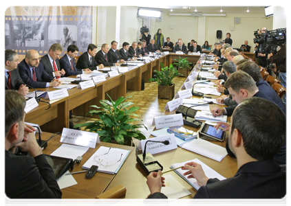 Prime Minister Vladimir Putin chairing a session of the Government Council for the Advancement of the National Film Industry|1 february, 2011|18:27