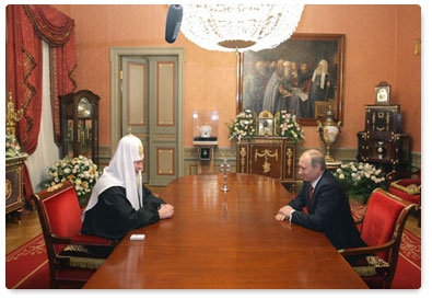 Prime Minister Vladimir Putin meets with Patriarch Kirill of Moscow and All Russia to congratulate him on the second anniversary of his enthronement