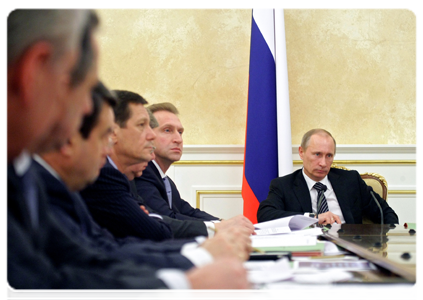 Prime Minister Vladimir Putin at the Government Presidium meeting|10 february, 2011|18:32