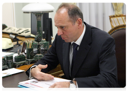 TMK Chairman of the Board Dmitry Pumpyansky at a meeting with Prime Minister Vladimir Putin|11 february, 2011|18:57