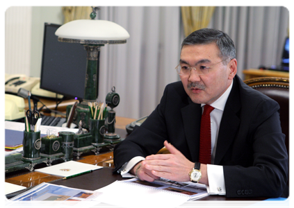 Alexei Orlov, head of the Republic of Kalmykia, meeting with Prime Minister Vladimir Putin|12 february, 2011|12:48