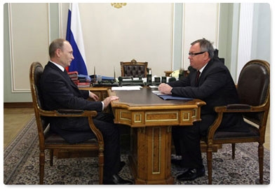 Prime Minister Vladimir Putin held a working meeting with the President and Chairman of the Board of  VTB Bank, Andrei Kostin