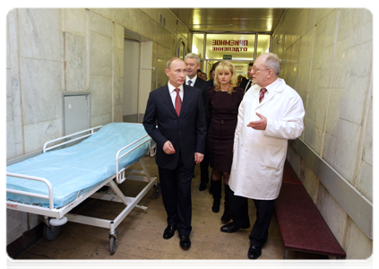 Prime Minister Vladimir Putin visiting Moscow’s N. I. Pirogov First City Hospital|15 february, 2011|18:26